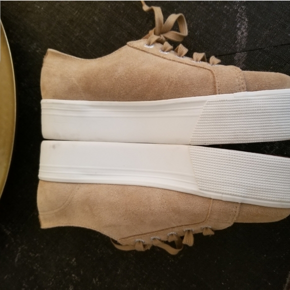Superga Suede Platform - Picture 3 of 3